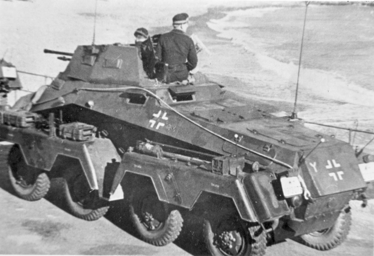 Schwerer Panzerspähwagen Sd.Kfz.232 1 232 4Serie HLD