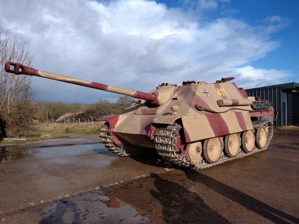 Jagdpanther Ausf. G2 (Sd.Kfz.173) 1 Jagdpanther 411 3