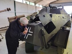 Sd.Kfz.222 Balkenkreuz painted