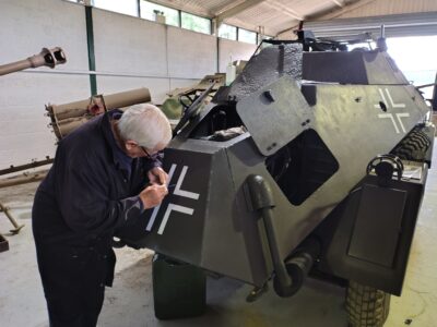 Sd.Kfz.222 Balkenkreuz painted